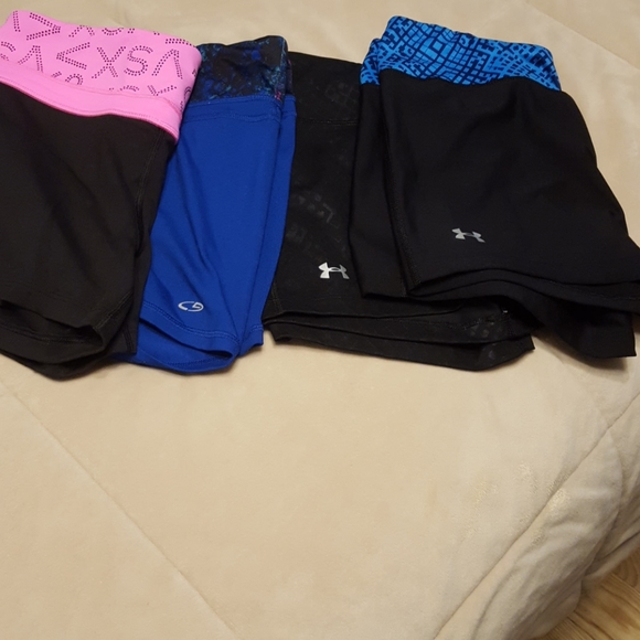 Under Armour Pants - Compression shorts lot of 4